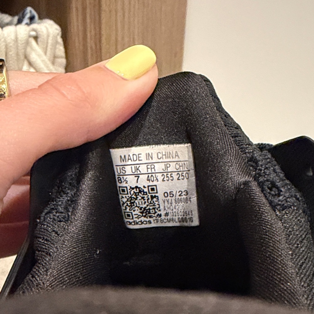 adidas Ultra Boost Black Knit Sneakers | Women 8.5 🤍 - Picture 2 of 8